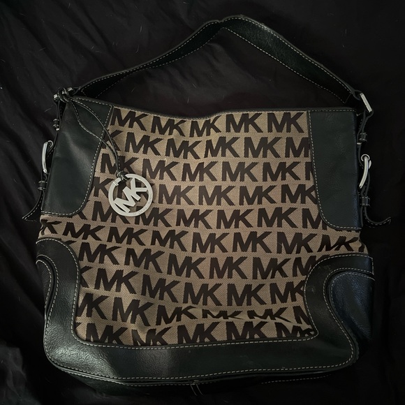 Michael Kors Black and Brown Shoulder Bag - Picture 1 of 3